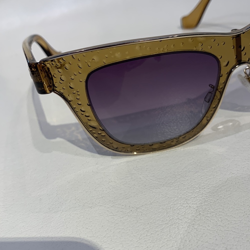 New Women’s Balenciaga Sunglasses - Picture 13 of 14